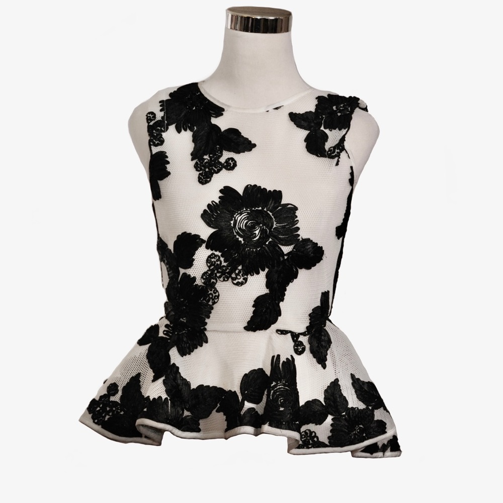 Gracia White and Black Floral Peplum Tank Top